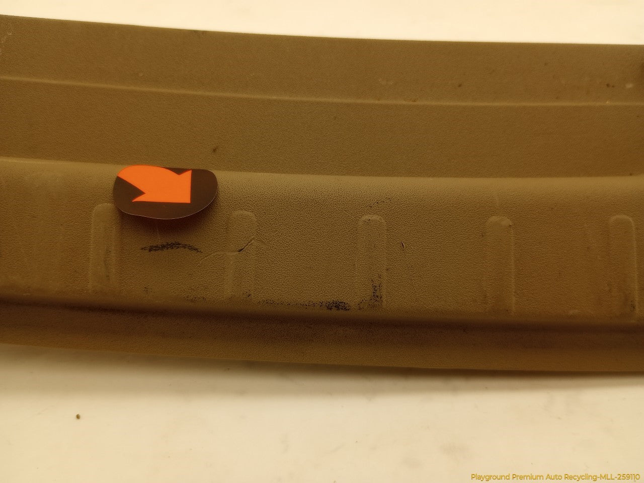 Volvo XC60 Trunk Sill Trim