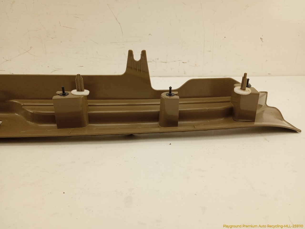 Volvo XC60 Trunk Sill Trim