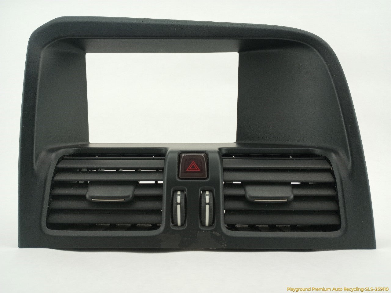 Volvo XC60 Pair Of Center Dashboard Air Vents - 0
