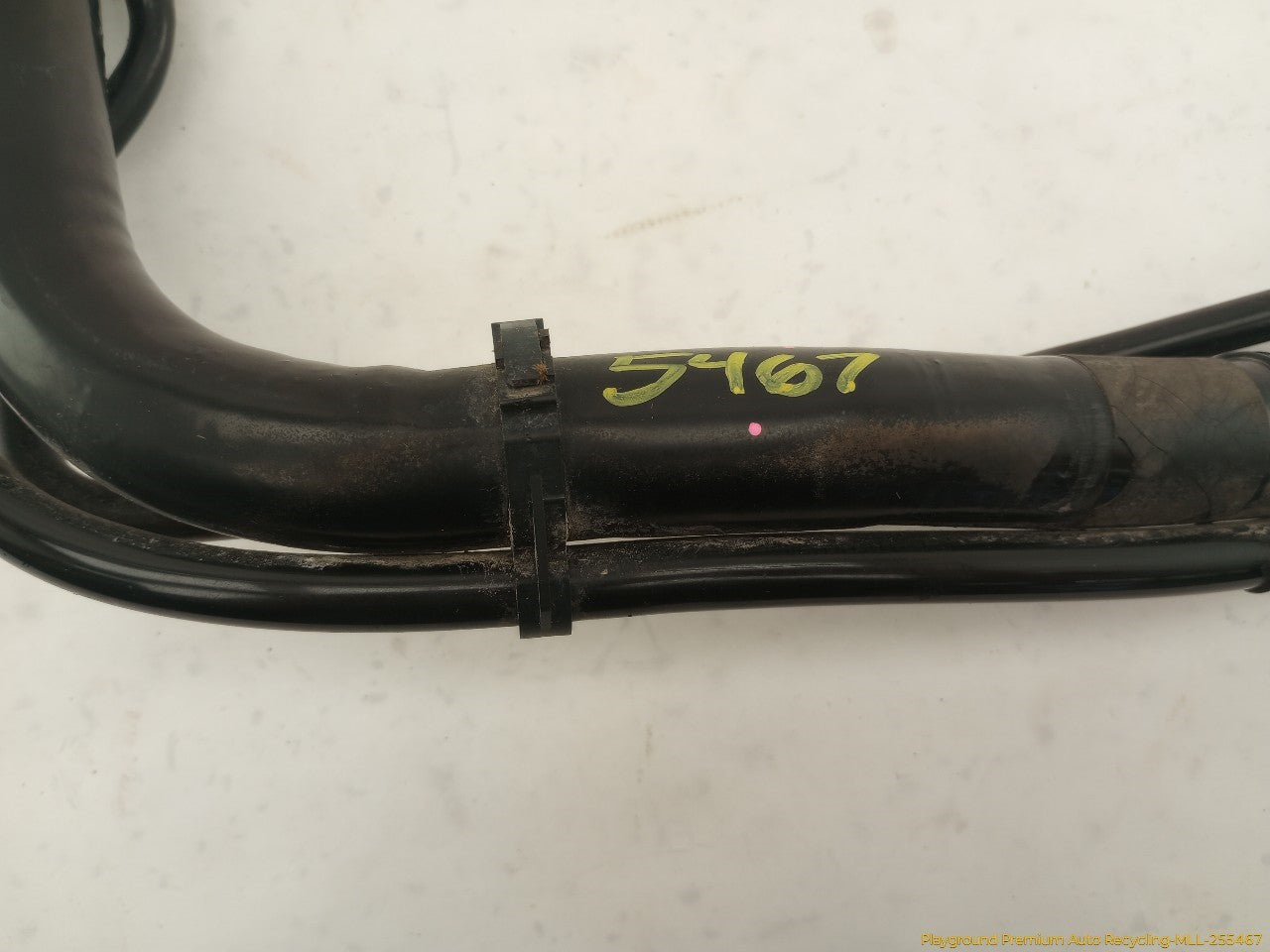 Volvo XC70 Fuel Filler Neck