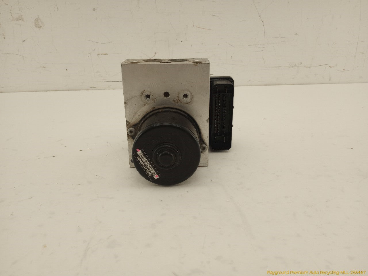 Volvo XC70 ABS Pump - 0