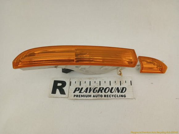 Volkswagen CC Passenger Right Front Turn Signal Lamp