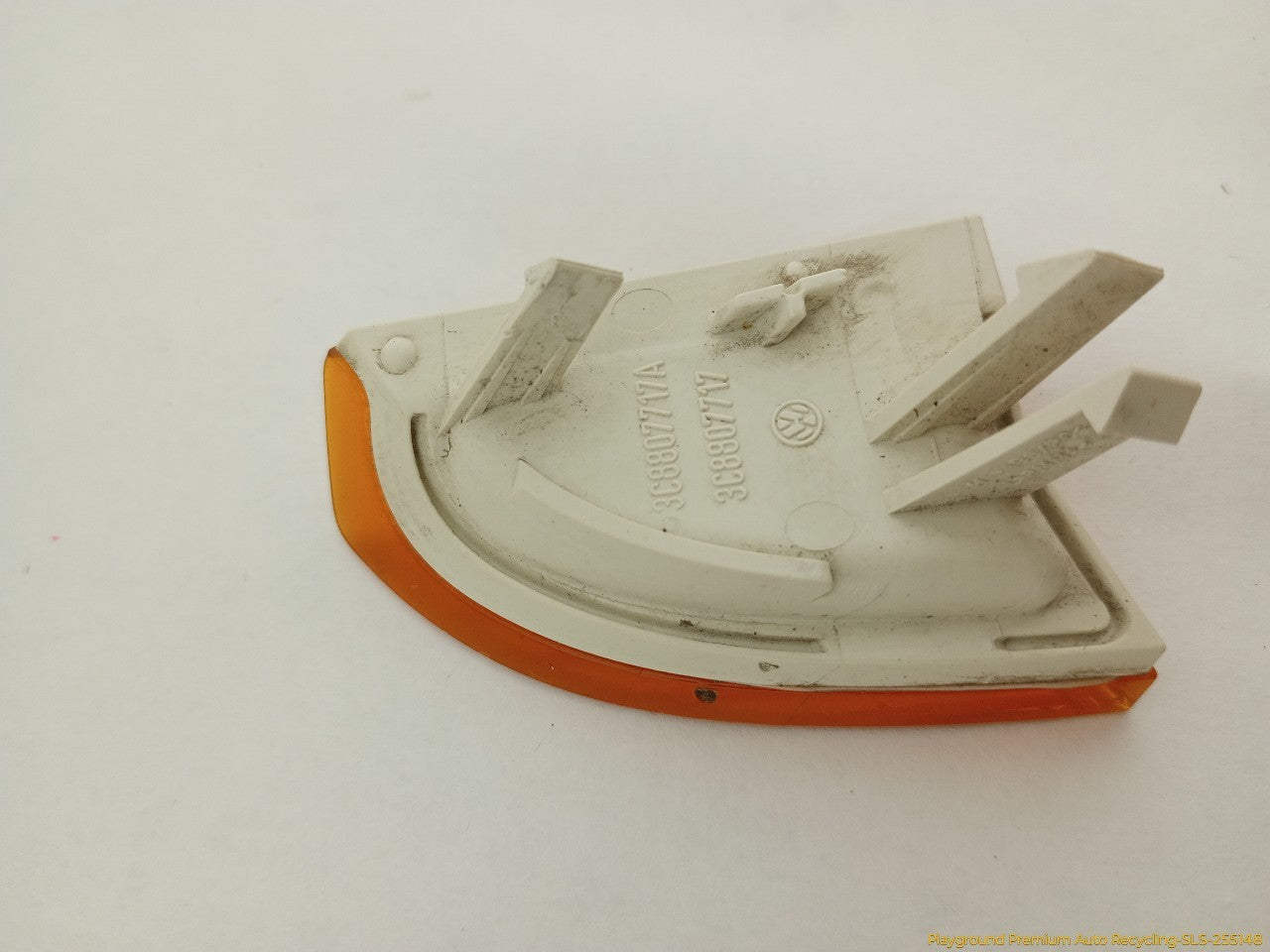 Volkswagen CC Driver Left Front Turn Signal Lamp