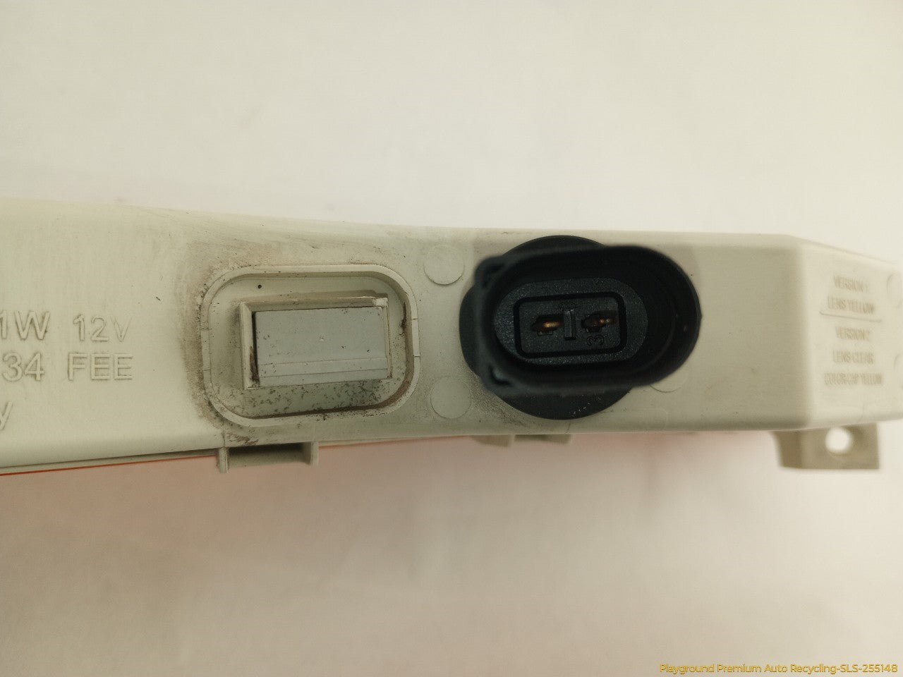 Volkswagen CC Driver Left Front Turn Signal Lamp