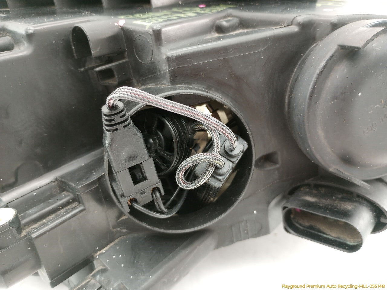 Volkswagen CC Driver Left Head Lamp