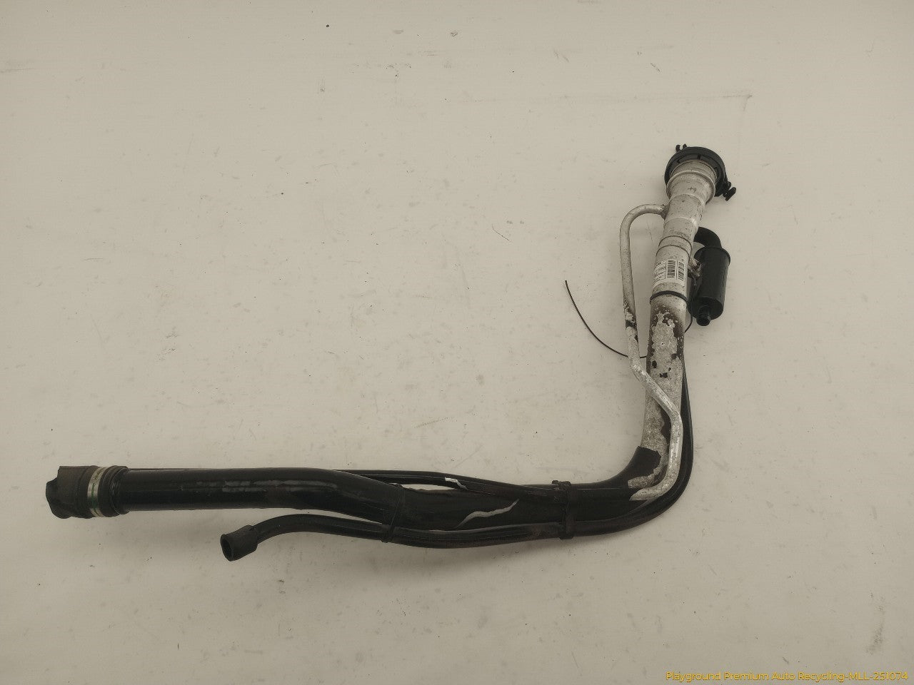 Volvo XC70 Fuel Filler Neck - 0