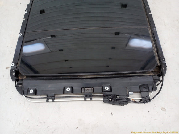 Volvo XC60 Sunroof Panel