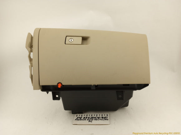 Volvo XC60 Glove Box