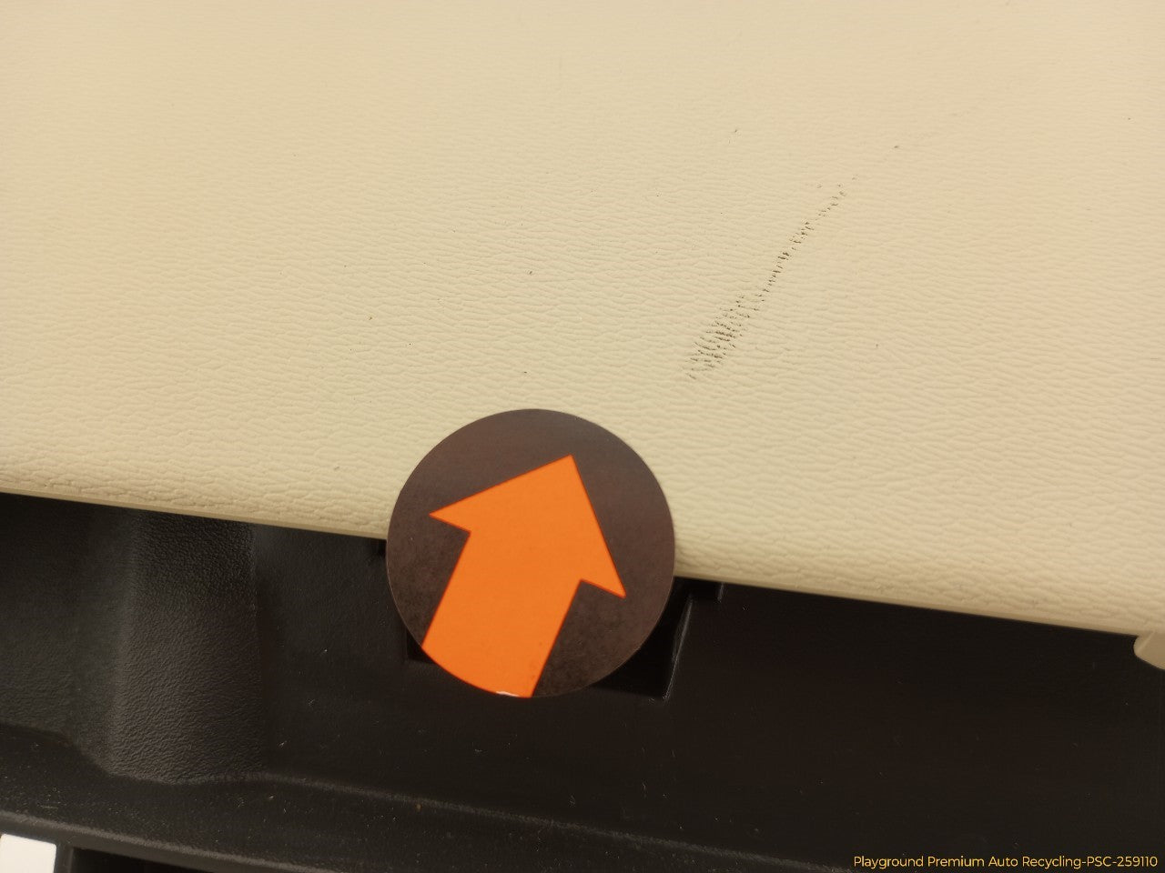 Volvo XC60 Glove Box