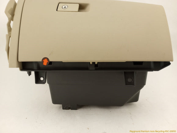 Volvo XC60 Glove Box