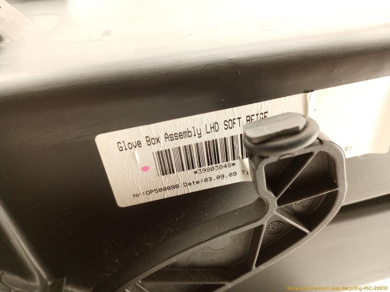 Volvo XC60 Glove Box