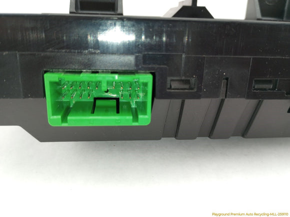 Volvo XC60 Radio Information Display Screen