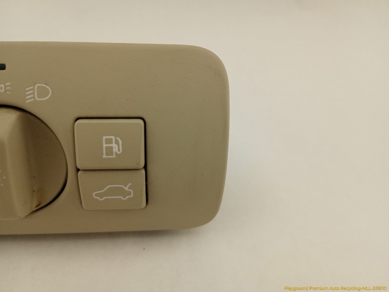 Volvo XC60 Head Lamp Control Switch