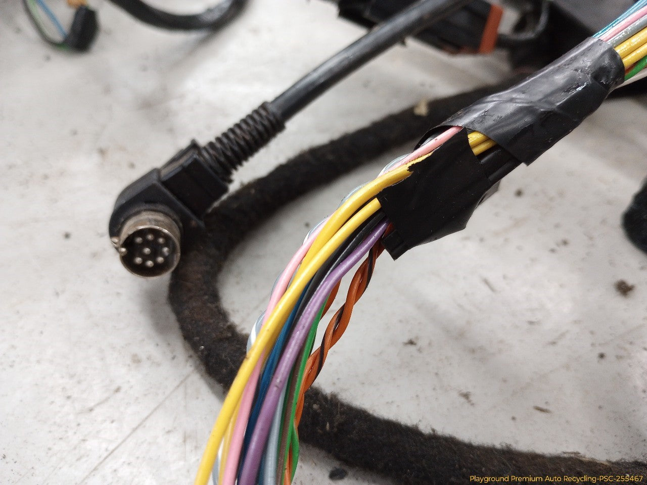 Volvo XC70 Vehicle Body Wire Harness