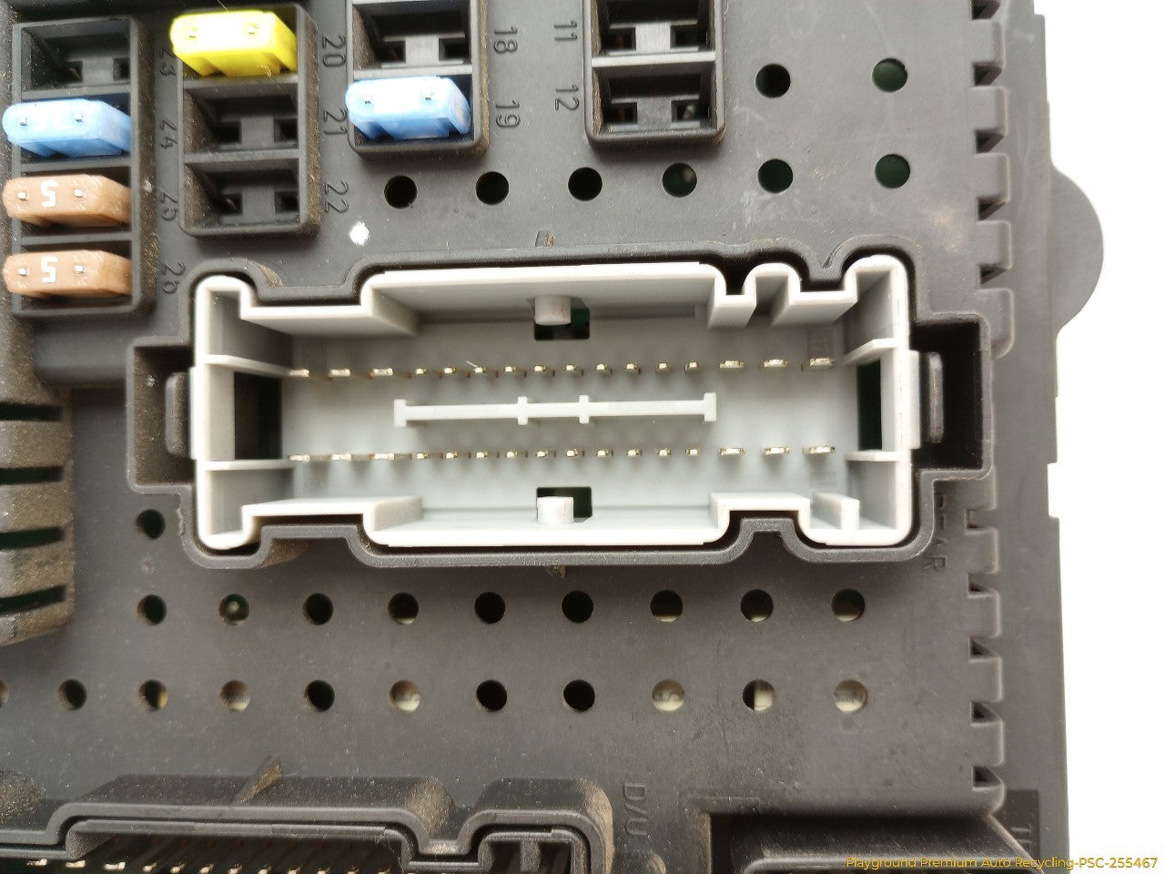 Volvo XC70 Rear Trunk Fuse Box