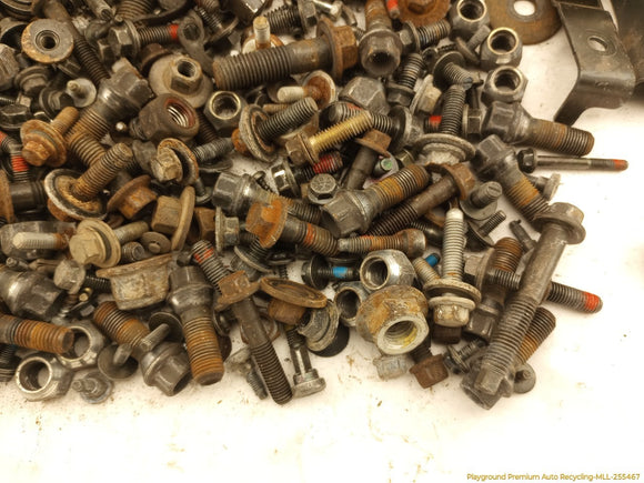 Volvo XC70 Dismantling Hardware Fasteners Bolts & Nuts