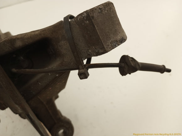 Volvo XC70 Driver Left Front Spindle Knuckle Hub