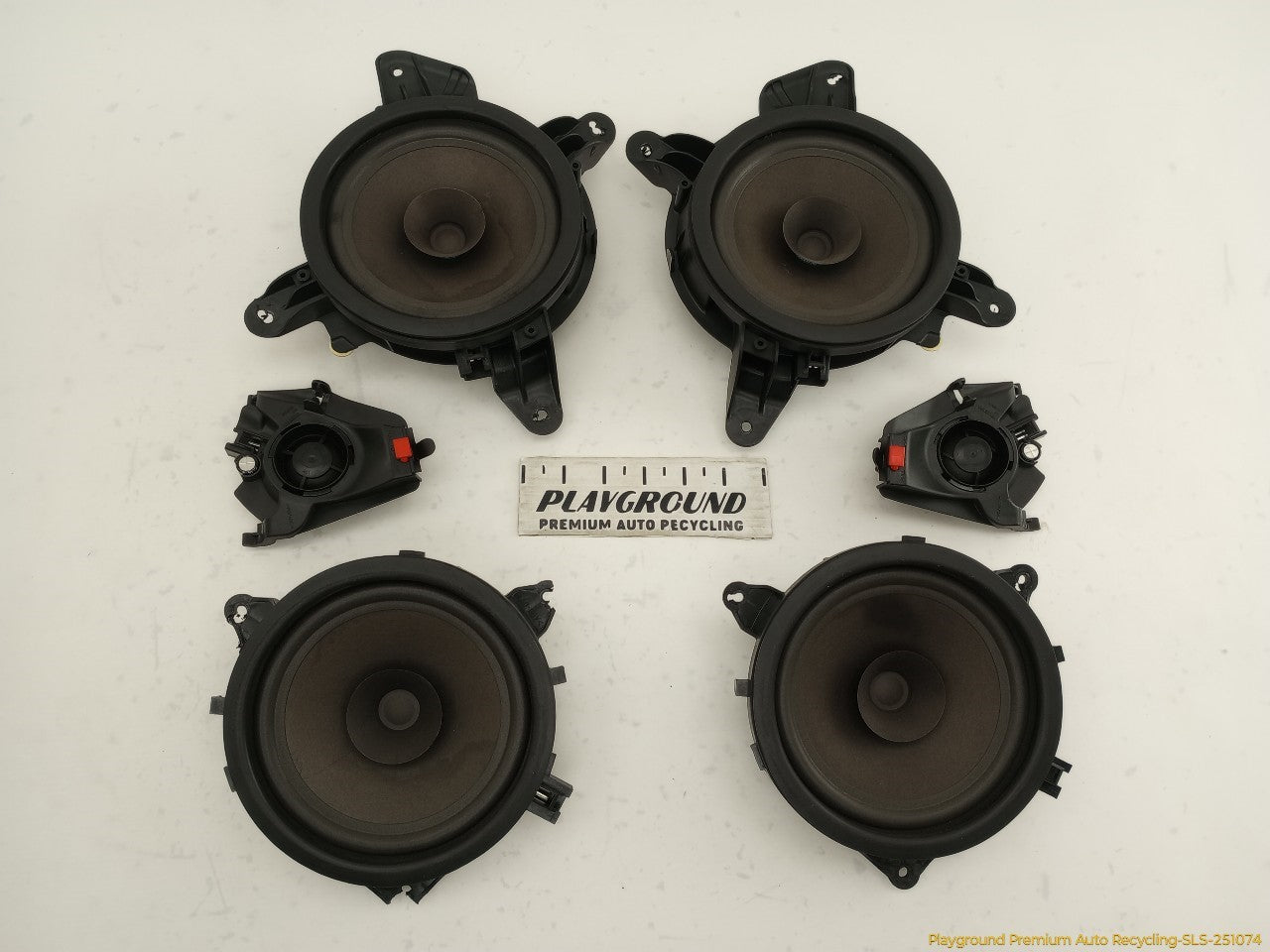 Volvo XC70 Set Of 6 Audio Speakers