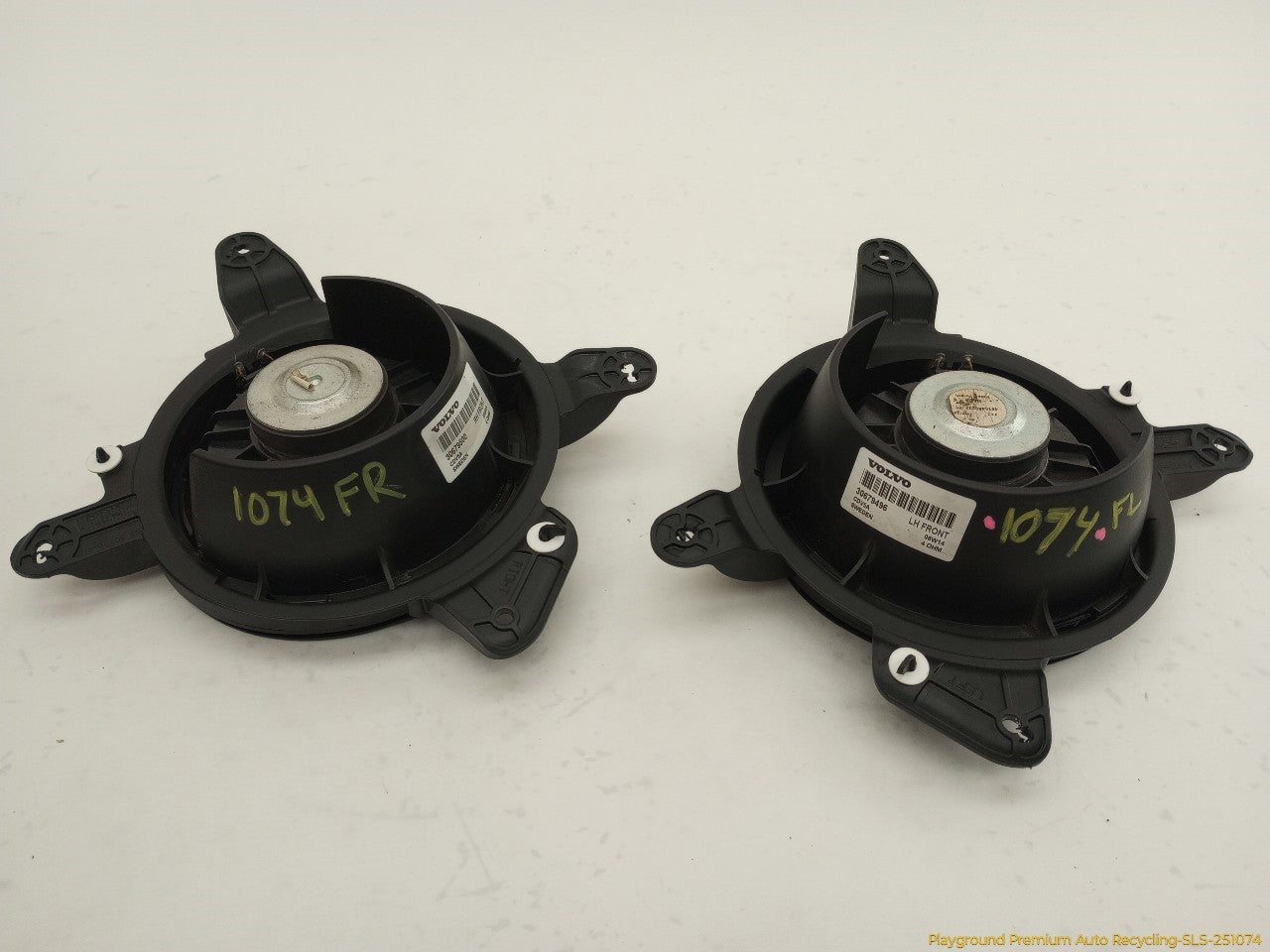Volvo XC70 Set Of 6 Audio Speakers