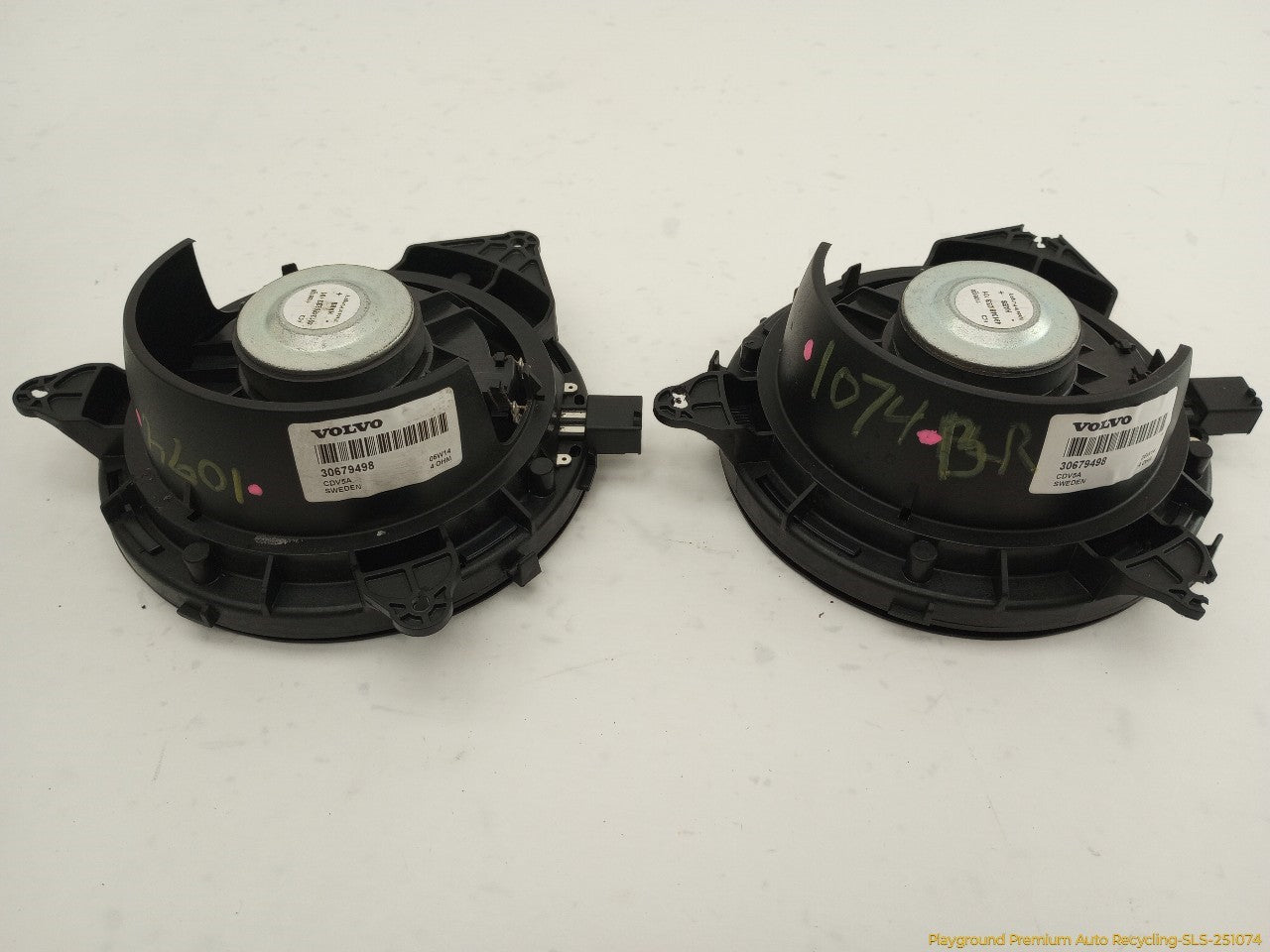 Volvo XC70 Set Of 6 Audio Speakers
