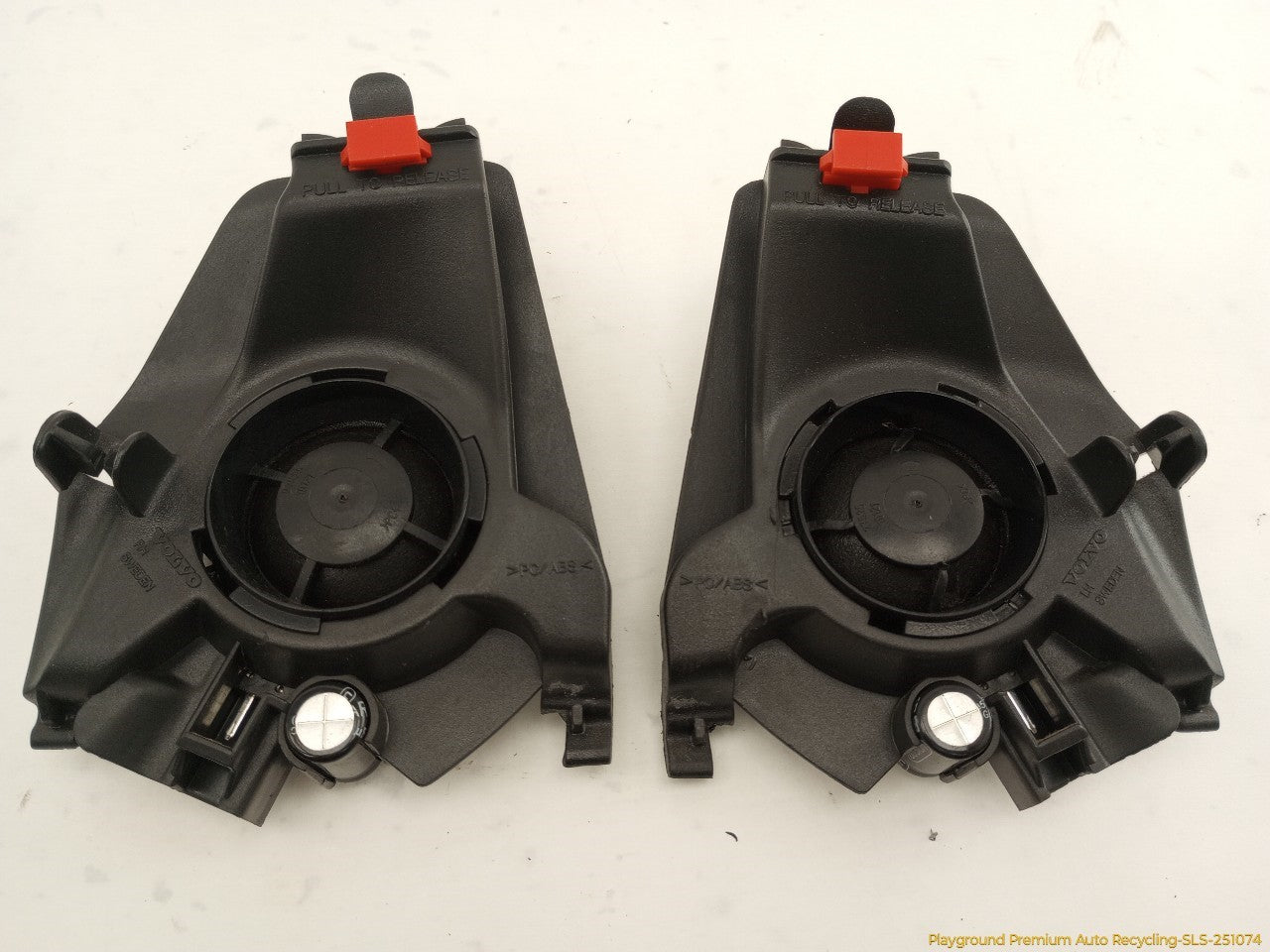 Volvo XC70 Set Of 6 Audio Speakers