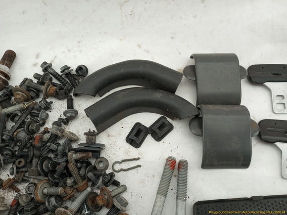 Volvo XC70 Dismantling Hardware Fasteners Bolts & Nuts