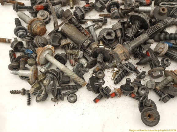 Volvo XC70 Dismantling Hardware Fasteners Bolts & Nuts