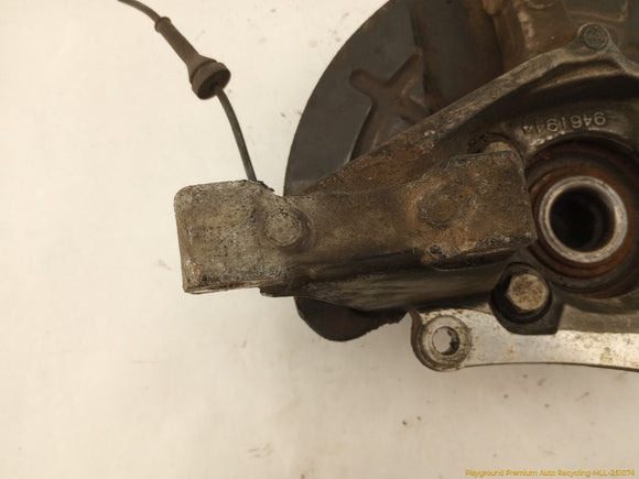 Volvo XC70 Passenger Right Front Spindle Knuckle Hub