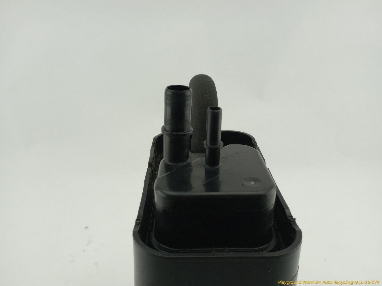 Volvo XC70 Fuel Vapor Charcoal Canister