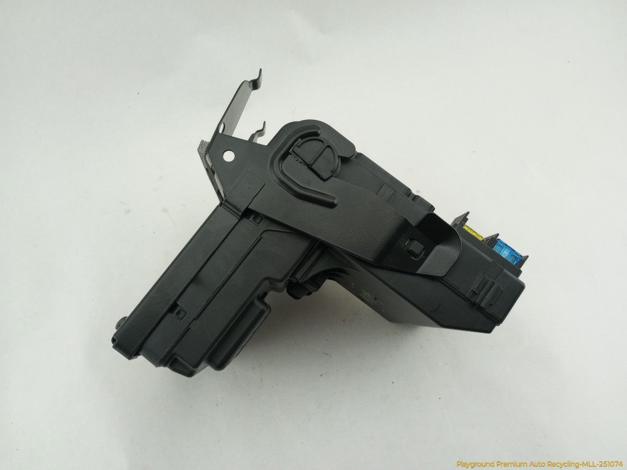 Volvo XC70 Central Electronic Control Module