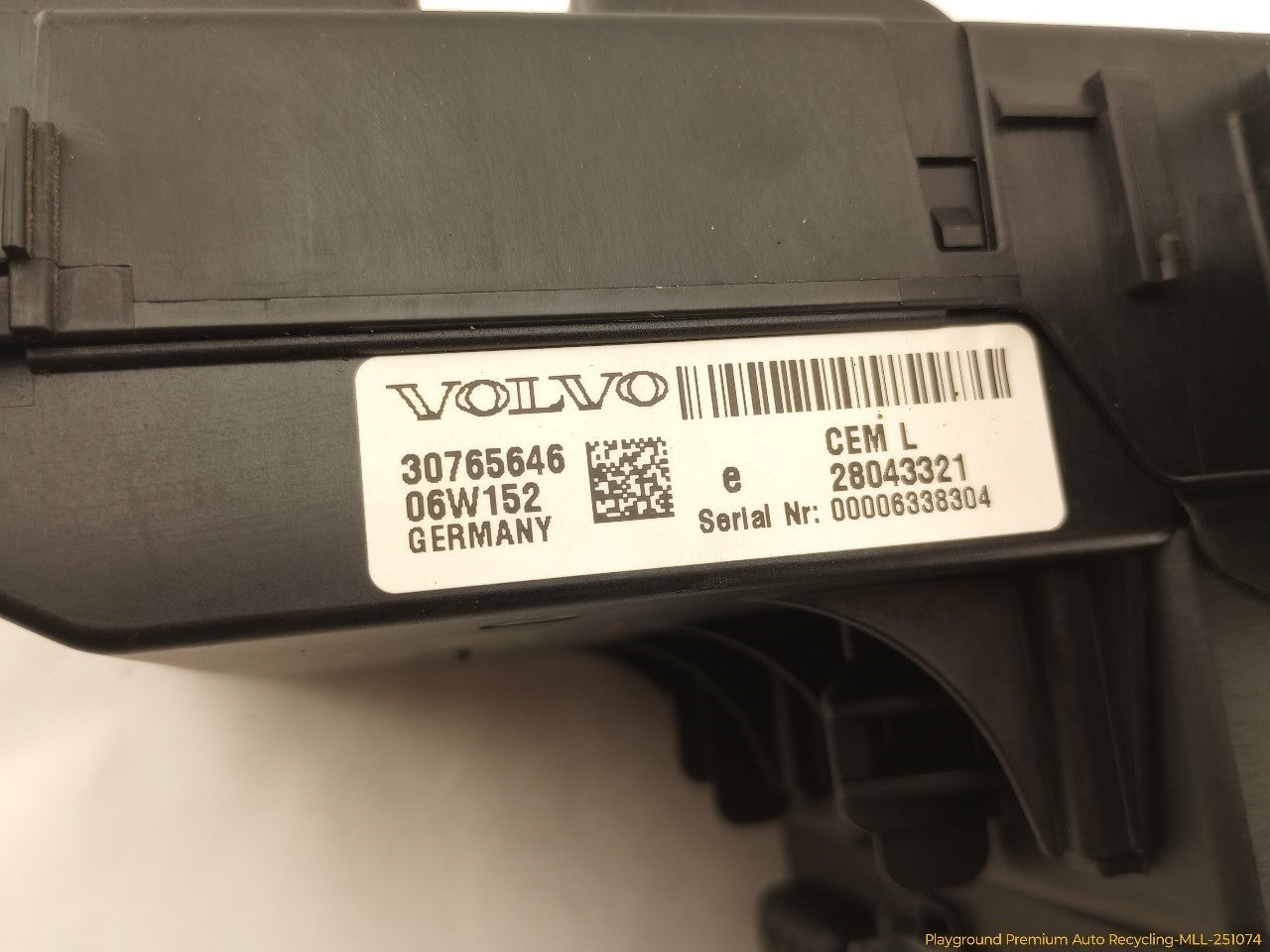 Volvo XC70 Central Electronic Control Module
