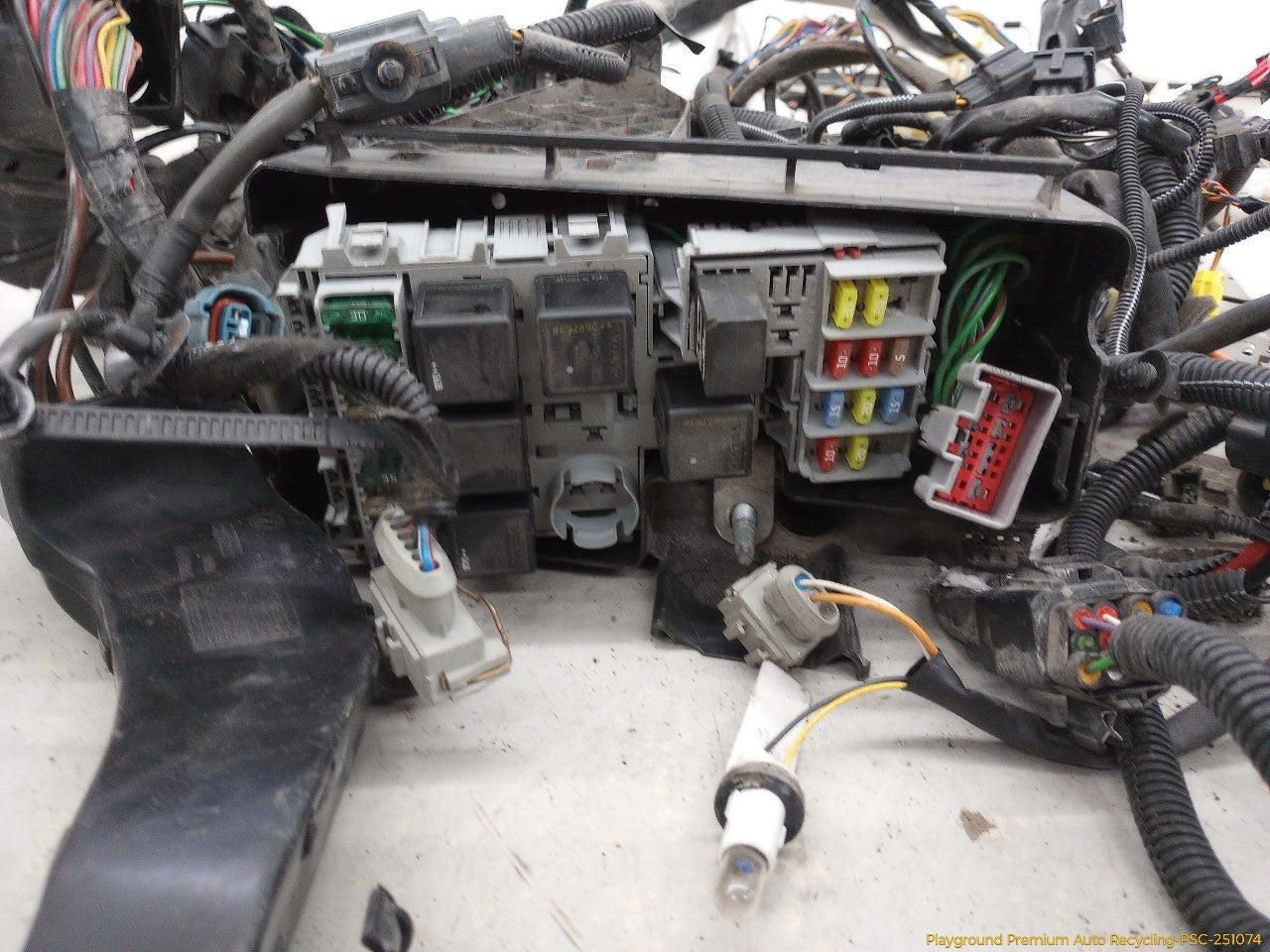 Volvo XC70 Vehicle Body Wire Harness - 0