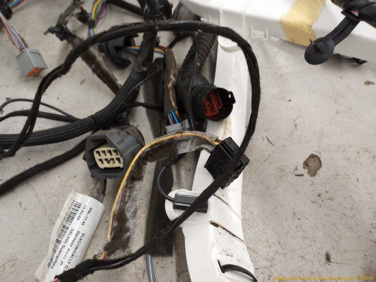 Volvo XC70 Vehicle Body Wire Harness