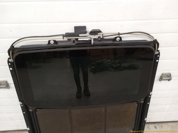 Volvo XC70 Sunroof Panel