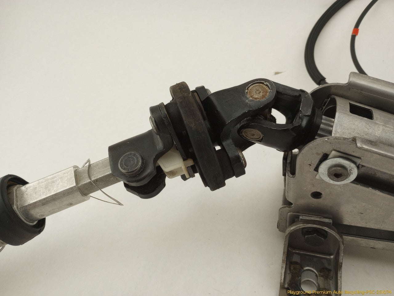 Volvo XC70 Steering Column