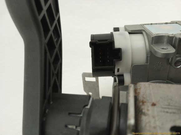 Volvo XC70 Steering Column