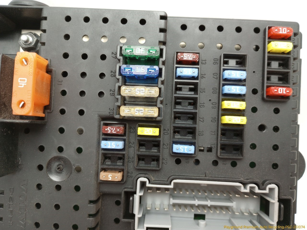 Volvo XC70 Rear Trunk Fuse Box