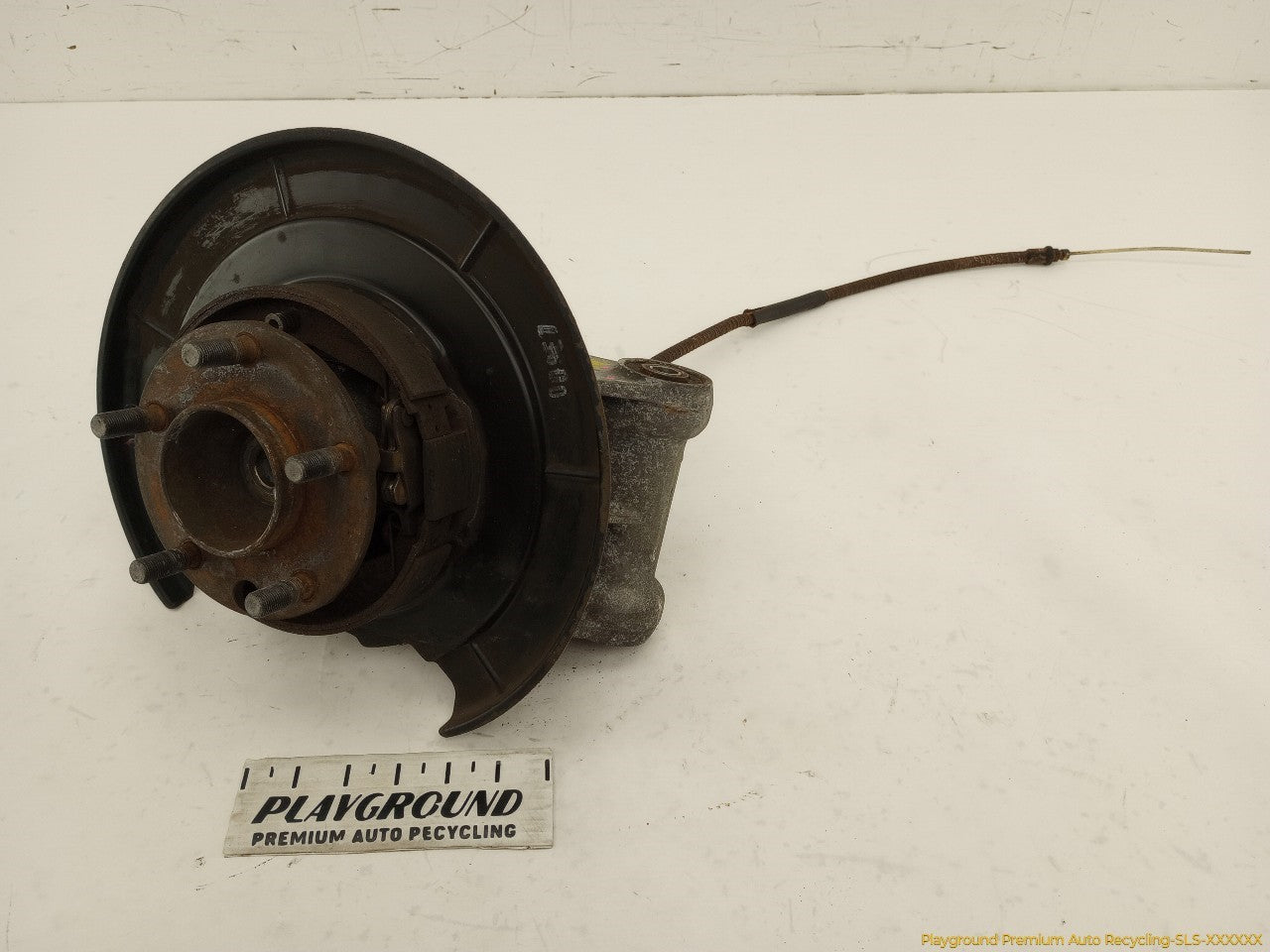 Jaguar XK8 Driver Left Rear Spindle Knuckle Hub