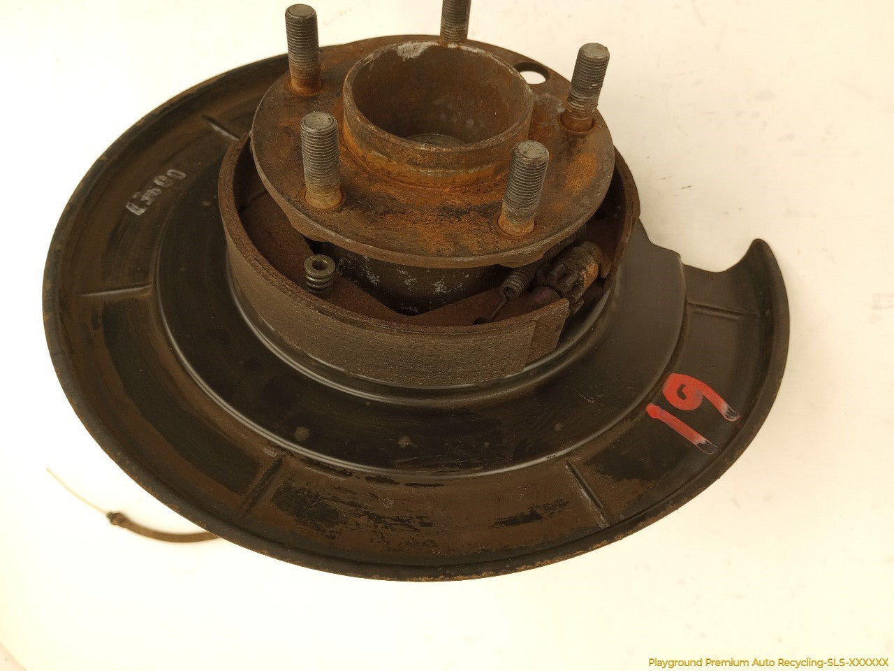 Jaguar XK8 Driver Left Rear Spindle Knuckle Hub