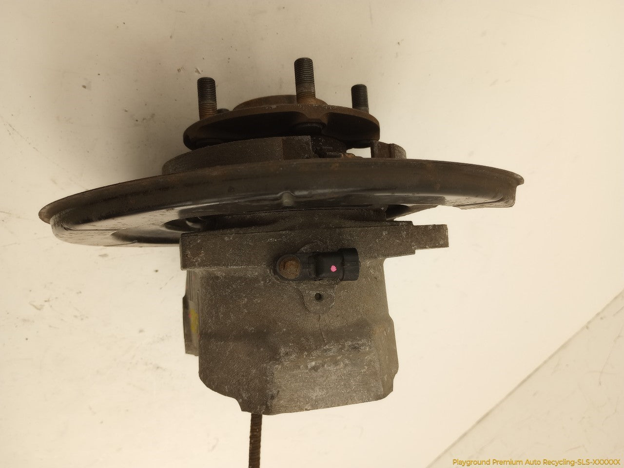 Jaguar XK8 Driver Left Rear Spindle Knuckle Hub
