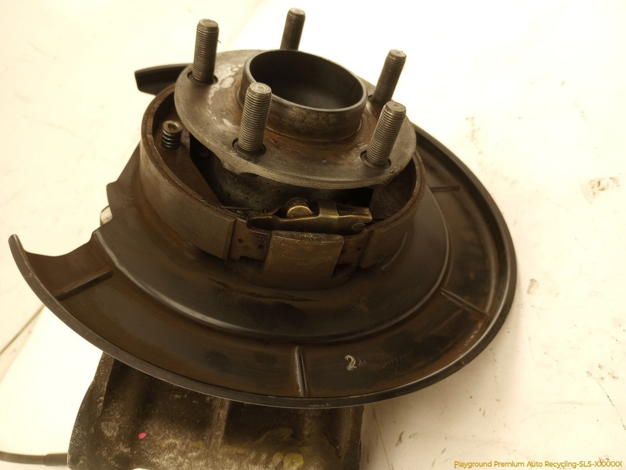 Jaguar XK8 Driver Left Rear Spindle Knuckle Hub - 0