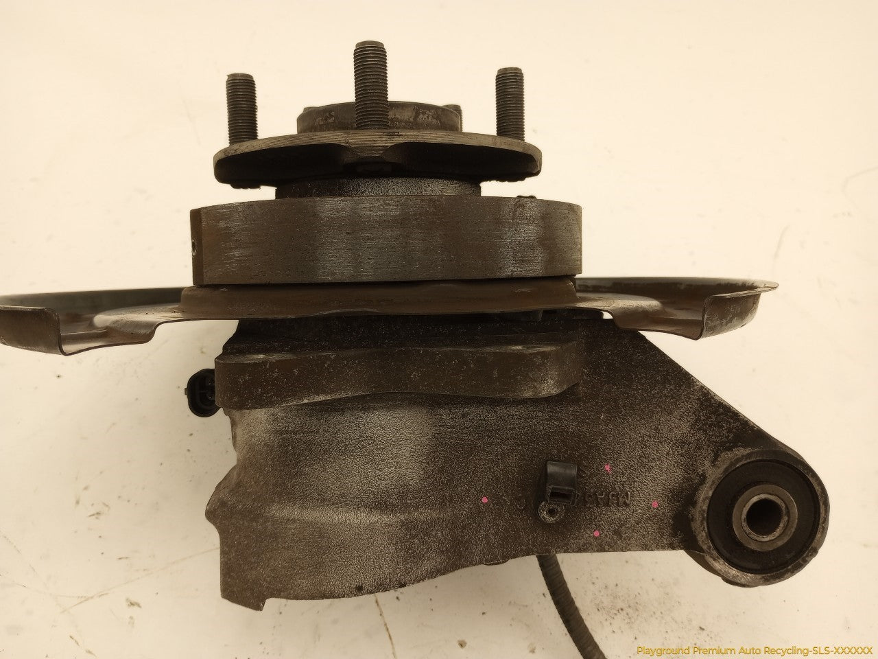 Jaguar XK8 Driver Left Rear Spindle Knuckle Hub
