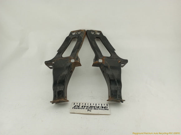 Volvo XC60 Pair Of Front Bumper Brackets