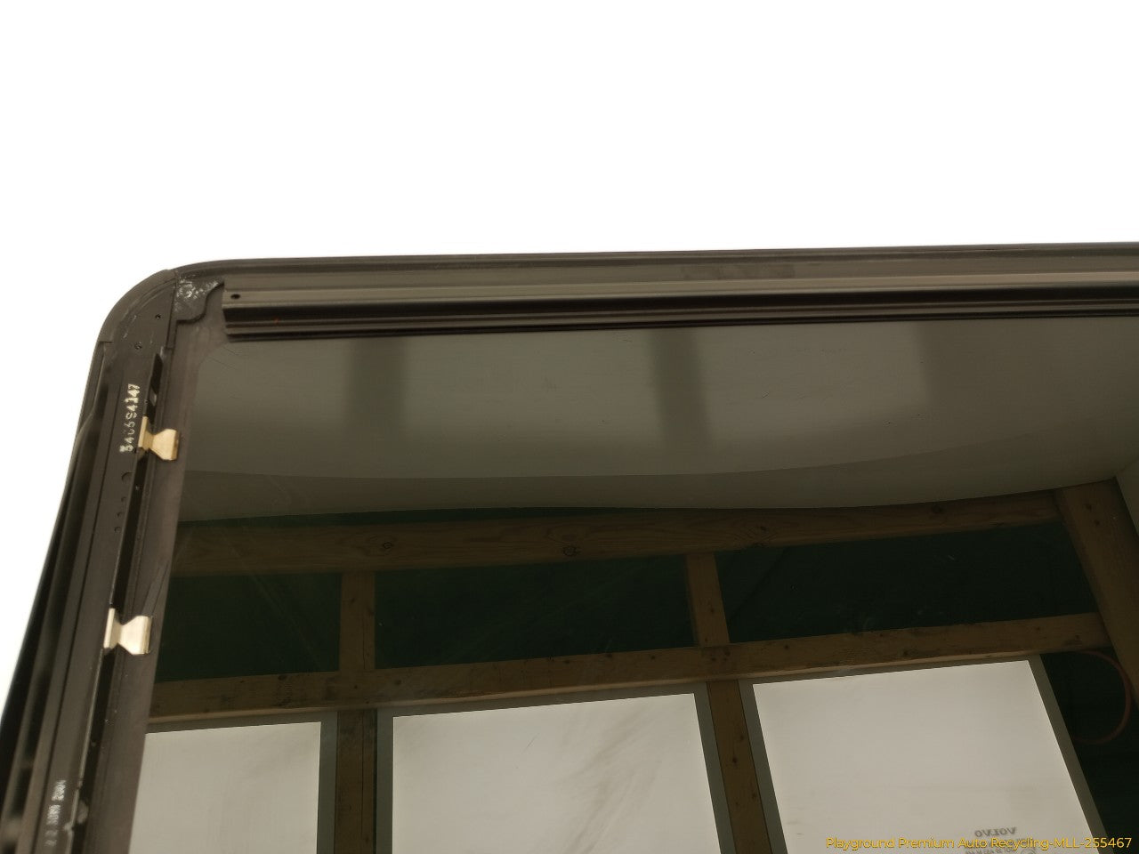 Volvo XC70 Sunroof Glass