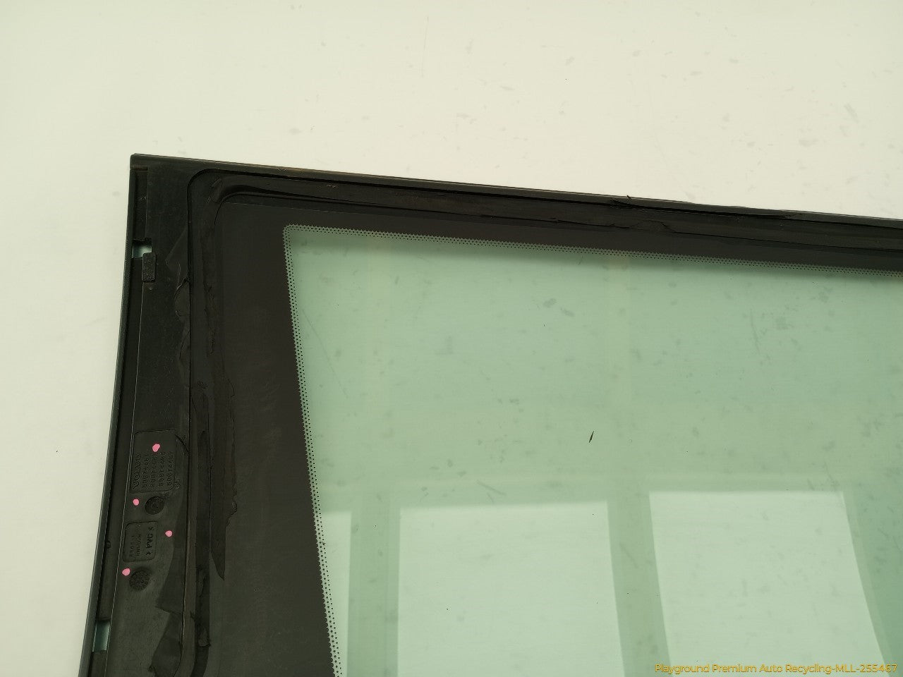 Volvo XC70 Passenger Right Rear Quarter Window Glass