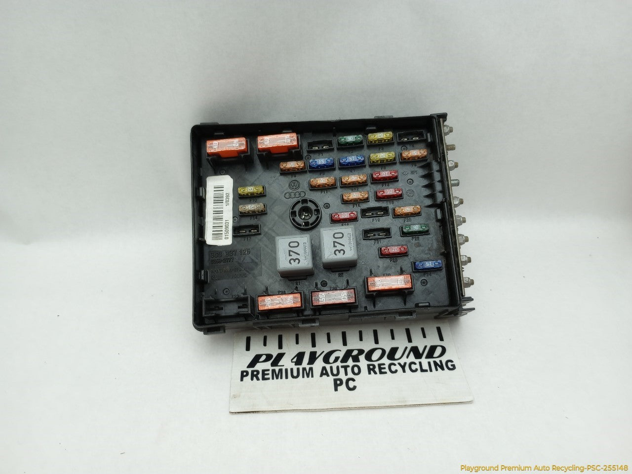 Volkswagen CC Engine Fuse Box