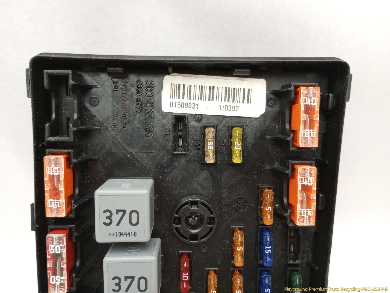 Volkswagen CC Engine Fuse Box