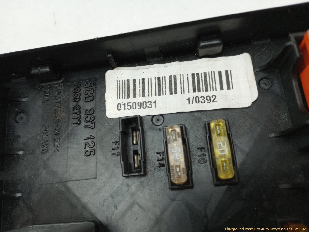 Volkswagen CC Engine Fuse Box