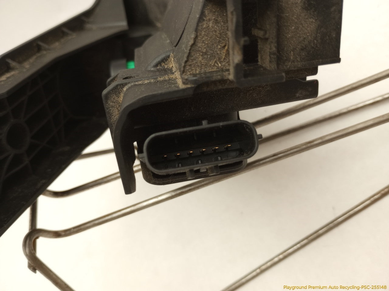 Volkswagen CC Accelerator Gas Pedal