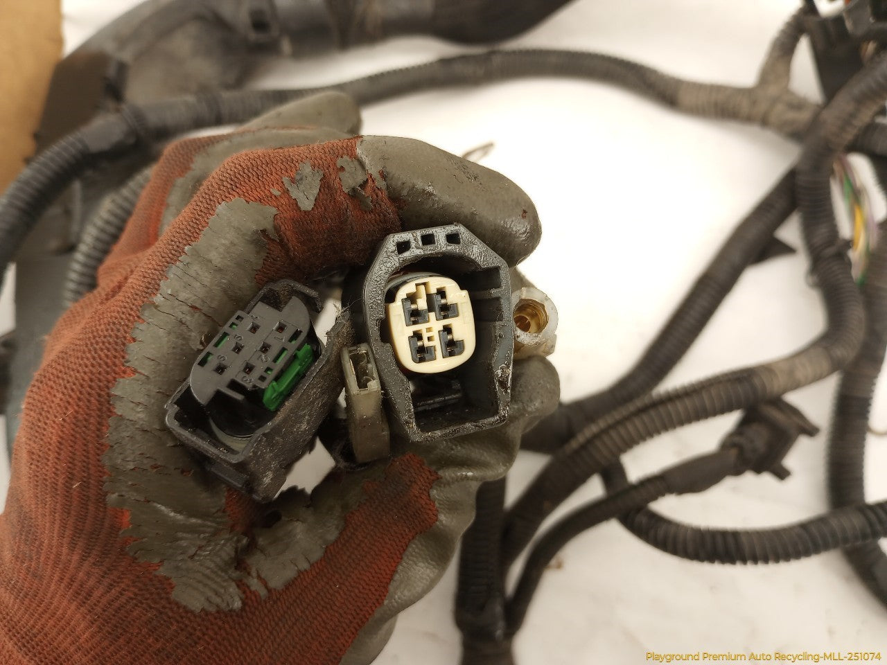 Volvo XC70 Engine Wire Harness